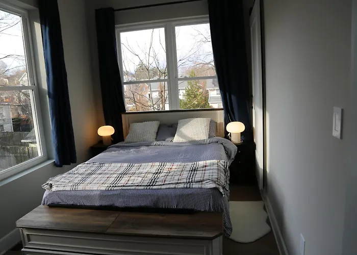 Charming Carriage House In Ne Washington Dc